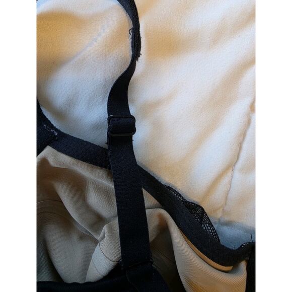 Soma Black & Cream Lace Bra Size 34C – Wireless Floral Adjustable Straps - Picture 7 of 7
